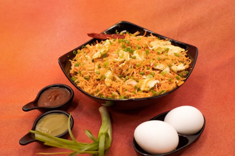 Schezwan Egg Rice